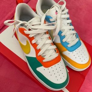 NIKE low court borough sneakers